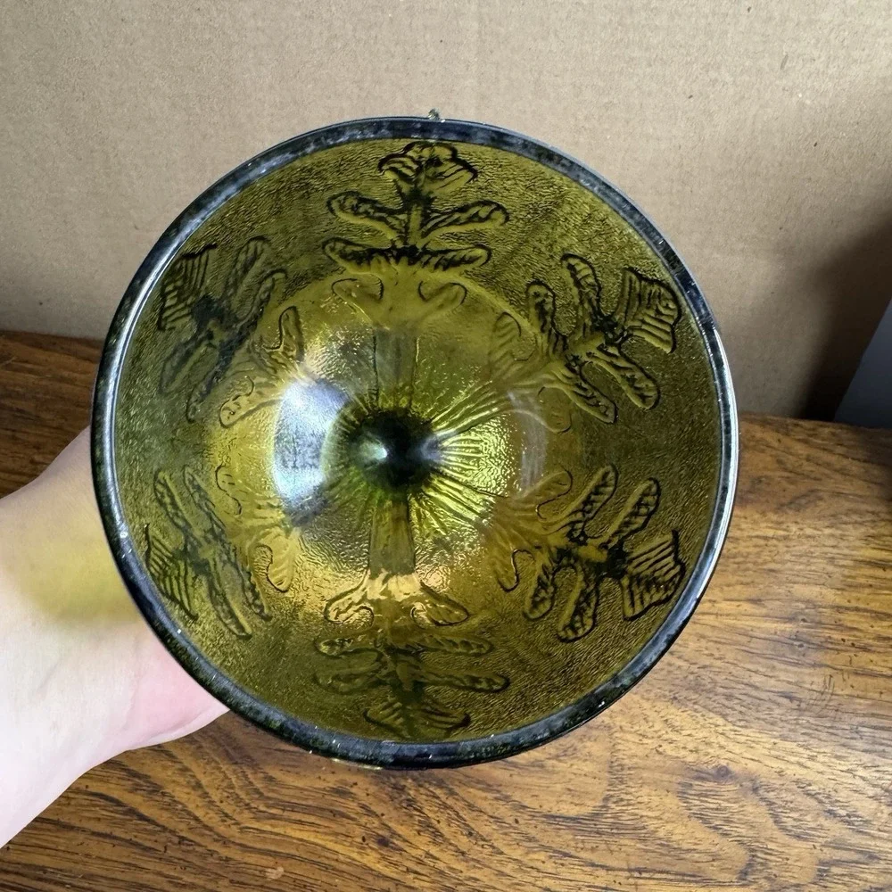 (1) Vintage 1975 FTD Pressed Green Glass Large Goblet Fall‎ Glass Stemware 16oz